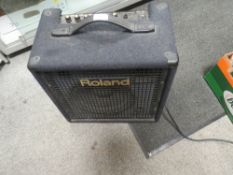 A VINTAGE ROLAND KC-60 3 CHANNEL MIXING KEYBOARD AMPFLIER (UNTESTED)