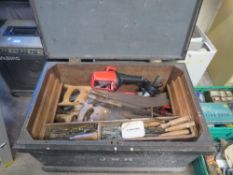 A CARPENTERS VINTAGE TOOL CHEST AND CONTENTS