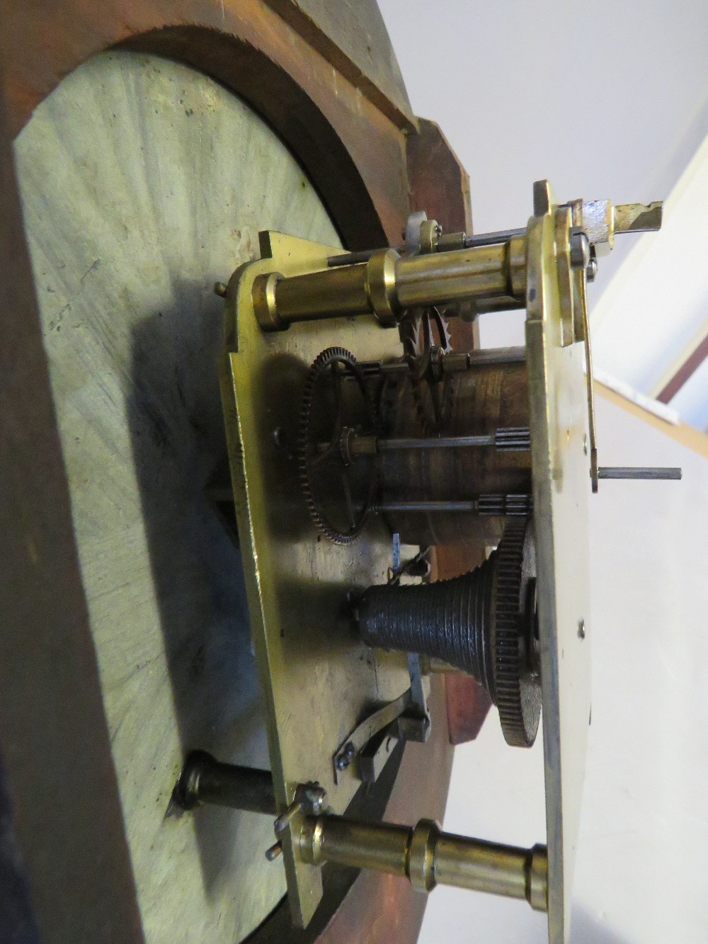 A 19TH CENTURY MAHOGANY CIRCULAR WALL CLOCK WITH SINGLE FUSEE MOVEMENT, Dial Dia. 12" A/F - Image 5 of 6