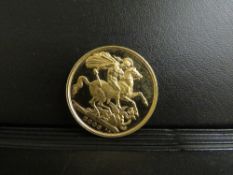 QUEEN ELIZABETH II 2009 GOLD 2 POUNDS (DOUBLE SOVEREIGN)