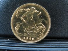 QUEEN ELIZABETH II 1982 HALF SOVEREIGN