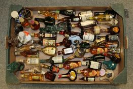 A COLLECTION OF 30+ ASSORTED MINIATURES