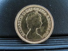 QUEEN ELIZABETH II 1982 HALF SOVEREIGN