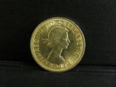 QUEEN ELIZABETH II 1966 SOVEREIGN