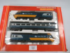 A BOXED '00' GAUGE HORNBY HIGH SPEED TRAIN PACK CONTAINING R370 HST POWER CAR, R371 HST DUMMY CAR
