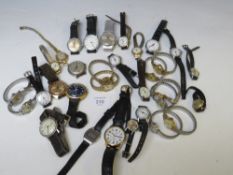 A COLLECTION OF TIMEX WRISTWATCHES, LADIES & GENTLEMANS, MANUAL, QUARTZ & DIGITAL (32)Condition