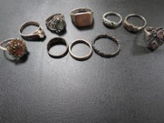 TEN ASSORTED SILVER & WHITE METAL RINGS A/F