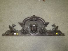 AN ANTIQUE CARVED OAK PEDIMENT W-106 CM
