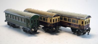 Märklin 1929ff, Gebr. Märklin & Cie., G.m.b.H. Göppingen: Sammlung von 3 märklin-Wagen, Spur 0