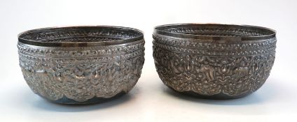 2 burmesische Silver Bowls (Thabeik)