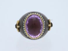 Ring mit Amethyst und Diamanten in 999 Feingold