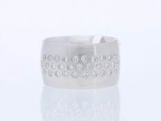 Ring mit 31 Diamanten in 750 Weißgold