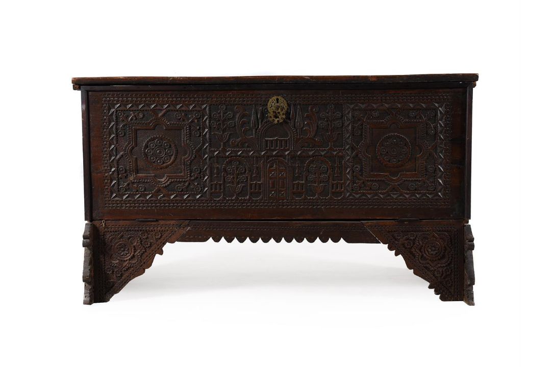 A CARVED HARDWOOD COFFER, PROBABLY OTTOMAN - Image 1 of 5