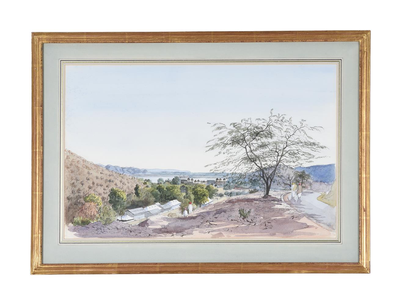 λ GRAHAM RUST (BRITISH B. 1942), FIGURES ON A ROAD TO JAIPUR