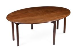 A GEORGE III MAHOGANY 'HUNT' DINING TABLE, CIRCA 1780