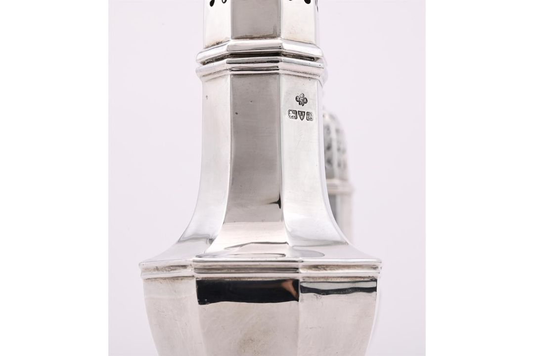 A SILVER OCTAGONAL BALUSTER CASTOR - Image 2 of 2