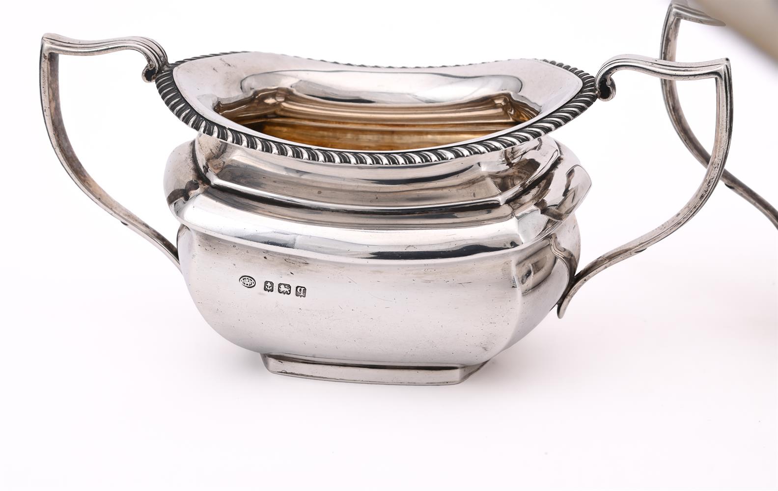 A SILVER OBLONG BALUSTER CREAM JUG AND TWIN HANDLED SUGAR BOWL - Image 2 of 2