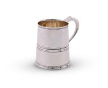 A GEORGIAN STYLE SILVER MUG