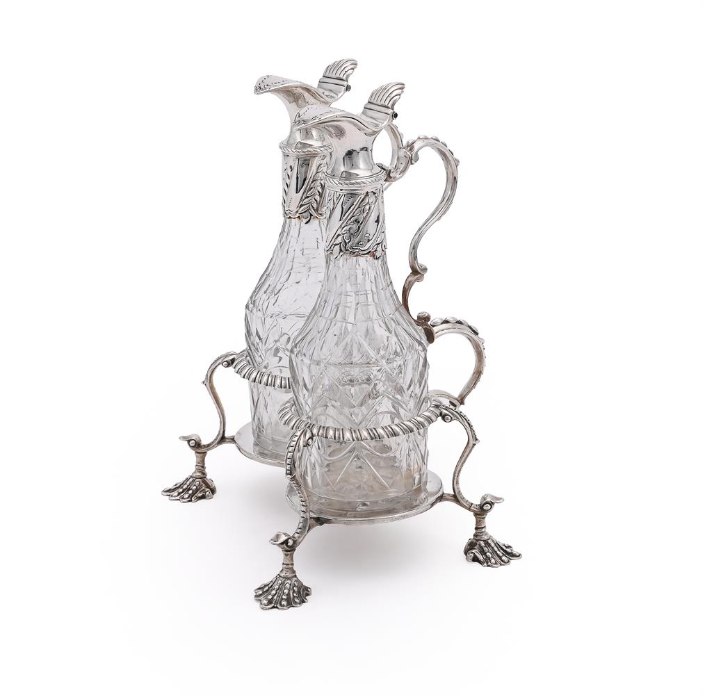 A GEORGE III SILVER OIL AND VINEGAR CRUET STAND - Image 2 of 3