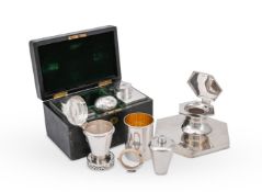 Y A SILVER HEXAGONAL CAPSTAN INKWELL