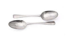 A PAIR OF QUEEN ANNE SILVER HANOVERIAN PATTERN DESSERT SPOONS