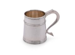 A SILVER GEORGIAN STYLE MUG