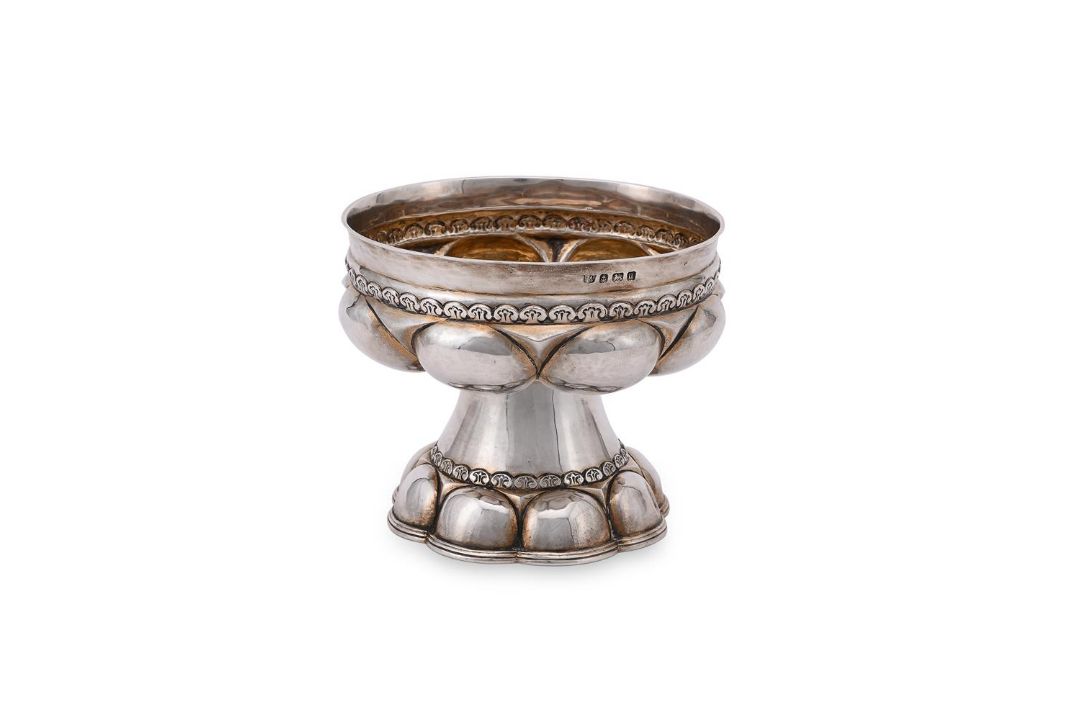 A SILVER LOBED PEDESTAL BOWL - Image 1 of 2