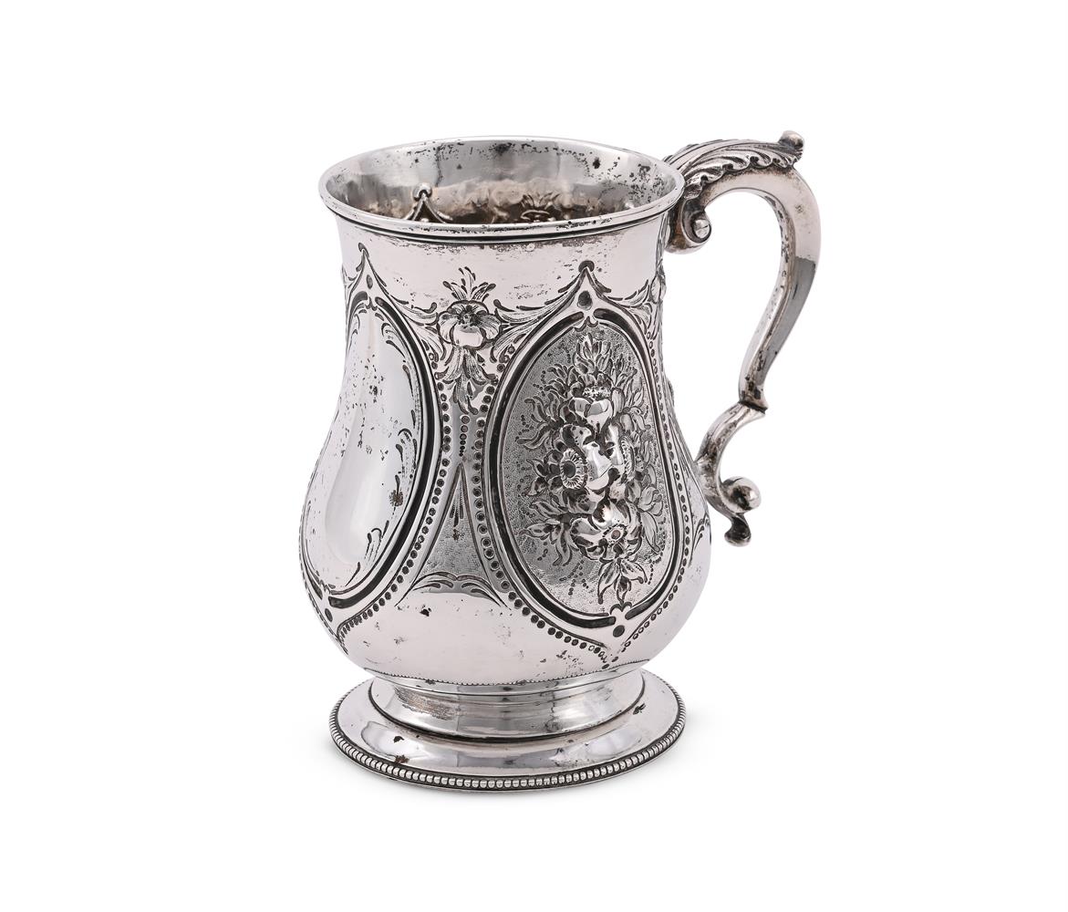 A VICTORIAN SILVER BALUSTER MUG