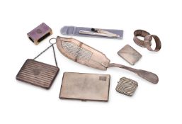 A COLLECTION OF SILVER ITEMS