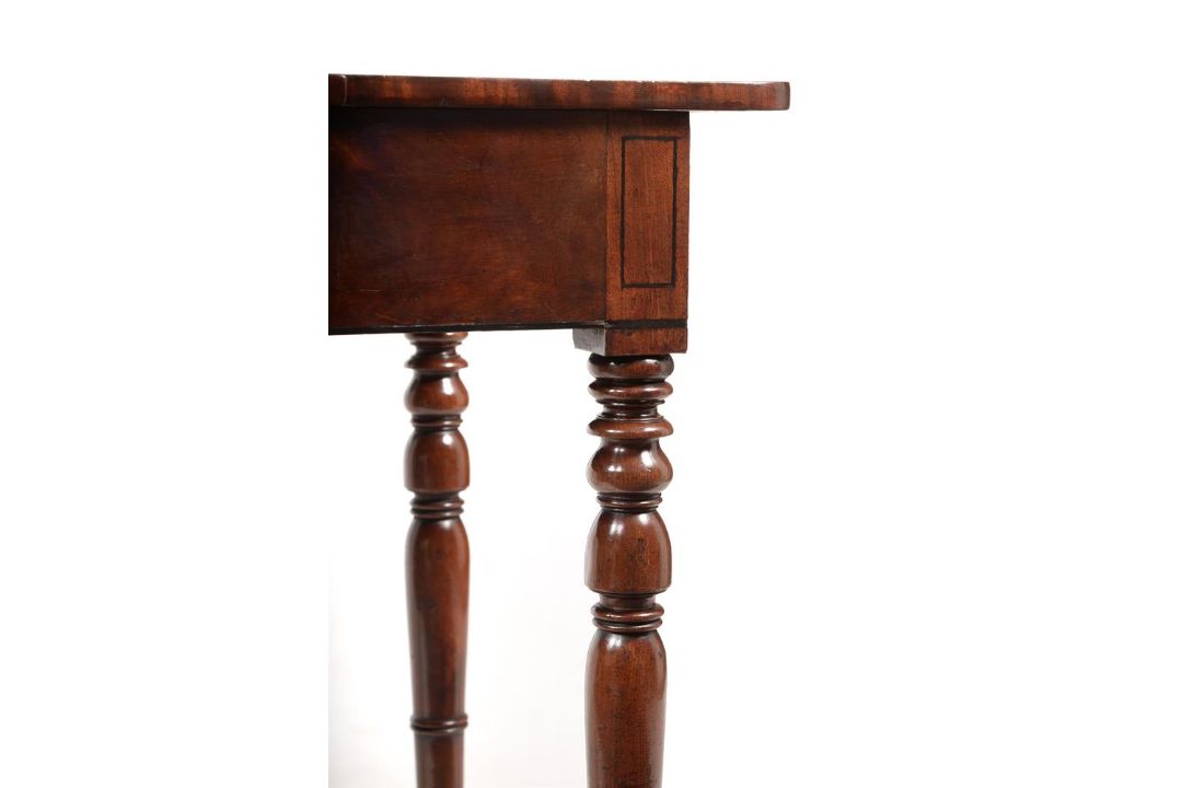 Y A REGENCY MAHOGANY AND EBONY LINE INLAID BREAKFRONT SIDE TABLE - Image 4 of 4