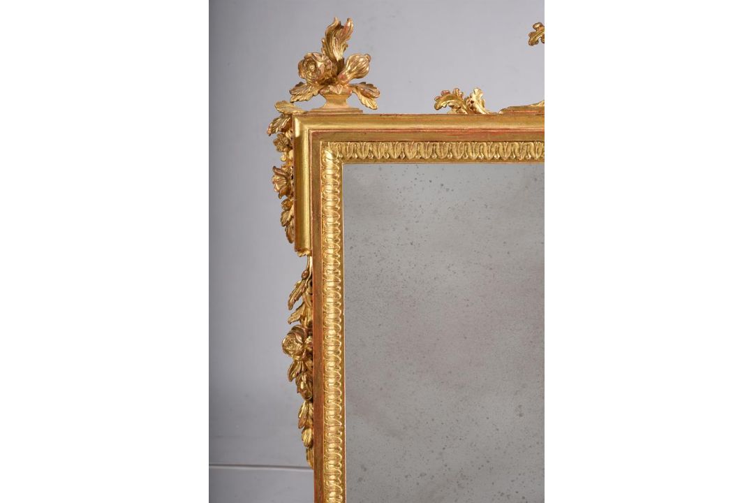 A GILTWOOD WALL MIRROR IN 18TH CENTURY STYLE - Image 3 of 4