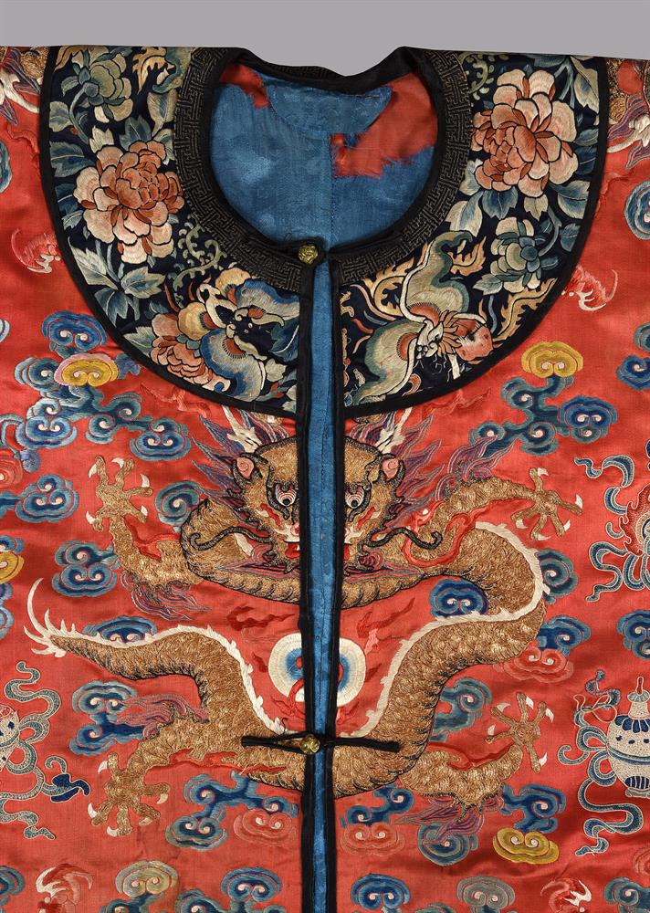 An attractive front opening dragon jacket - Image 6 of 11