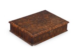 A WILLIAM & MARY WALNUT AND OLIVE WOOD OYSTER VENEERED LACE BOX, LATE 17TH CENTURY