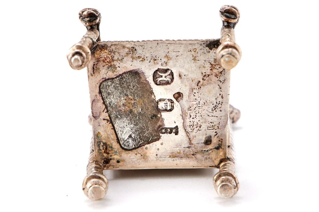 FIVE SILVER COLOURED MINIATURE CHAIRS - Image 2 of 5