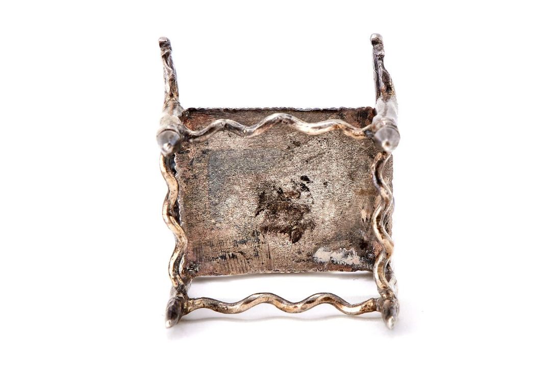 FIVE SILVER COLOURED MINIATURE CHAIRS - Image 4 of 5