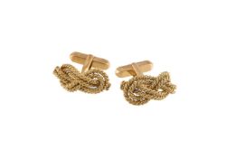 A PAIR OF 18 CARAT GOLD KNOT CUFFLINKS, BIRMINGHAM 1967 IMPORT MARK
