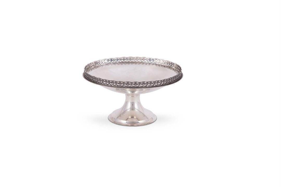 A SILVER PEDESTAL BOWL - Image 2 of 3