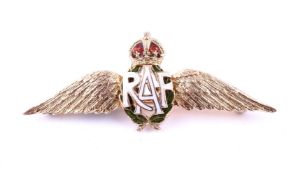 A MID 20TH CENTURY RAF BROOCH