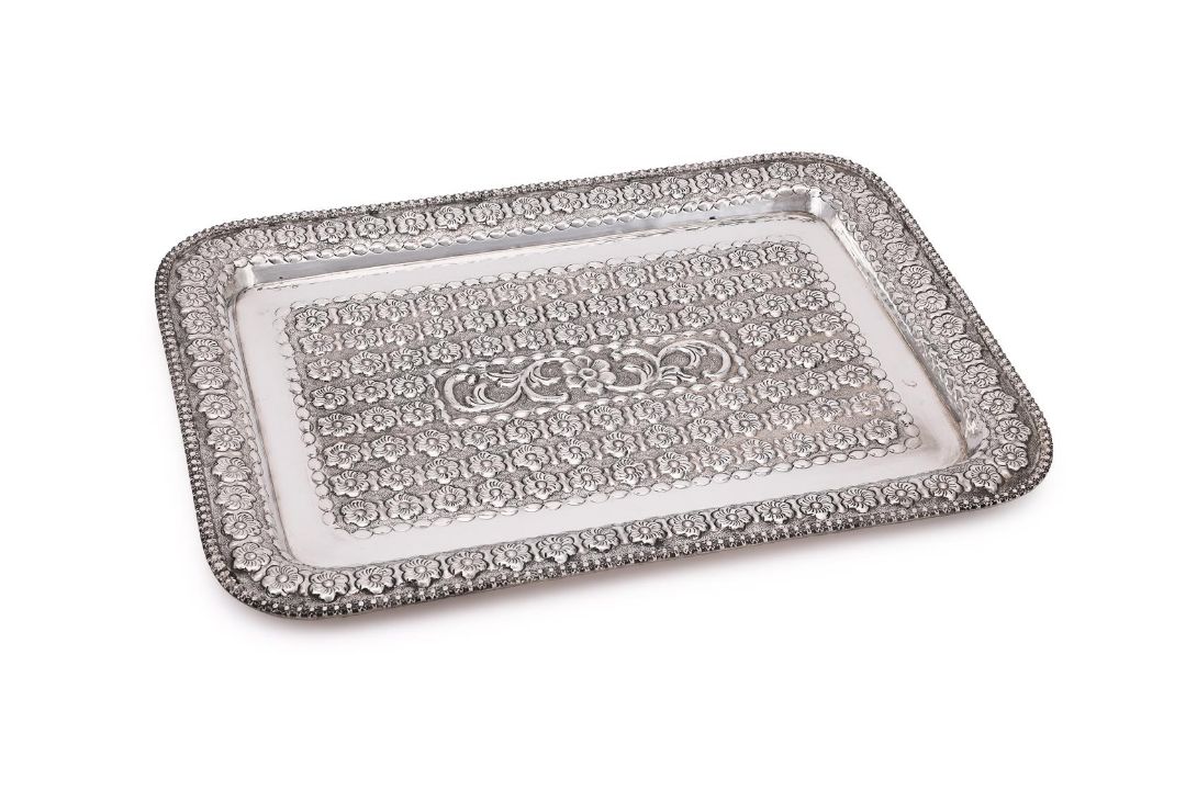 A SILVER COLOURED OBLONG TRAY - Image 1 of 3