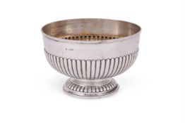 A VICTORIAN SILVER PEDESTAL ROSE BOWL