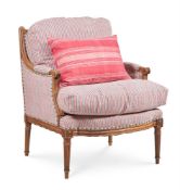A LOUIS XVI WALNUT BERGERE, LATE 18TH CENTURY
