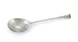 A LATE 16TH/EARLY 17TH CENTURY SPOON