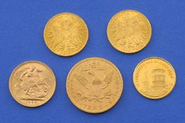 Fünf Goldmünzen, zus. 42 g.