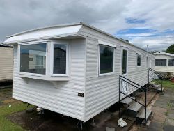 Static Caravan - 35 x 10 foot