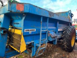 2006 7.5 ton bunning muck spreader