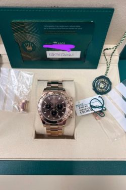 2021 Rolex Rose chocolate daytona watch - Retail ready