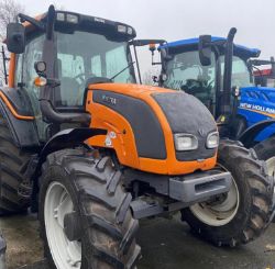 Valtra N101 Tractor - 2013