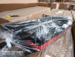 1 Pallet containing approx 14 gym exercise benches - (Ref: L161)