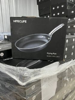 10 x BRAND NEW FRYING PANS - 28cm