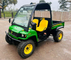 JOHN DEERE XUV UTILITY VEHICLE * YEAR 2010 * C/W ELECTRIC TIP